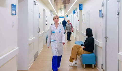 Лариса Картавцева: Второй этап реконструкции поликлиник форсирует обновление первичного звена здравоохранения