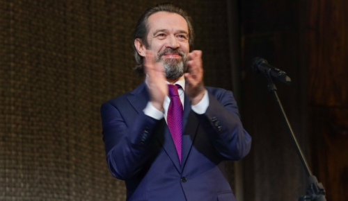 Владимир Машков провел встречу с молодежью в общественном штабе Сергея Собянина