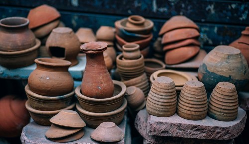 В галерее «Беляево» ведут набор в студию керамики «Терракота»