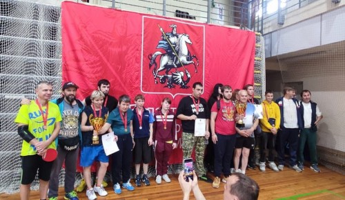 Команда Обручевского района заняла первое место на соревнованиях по настольному теннису