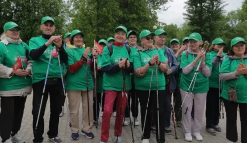 В окружных центрах московского долголетия отметят День старшего поколения