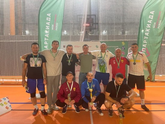 Команда из Черемушек заняла первое место в окружном турнире по мини-футболу