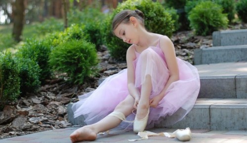 Школа балета «Гармония» на базе ЦКиД «Академический» приглашает на занятия