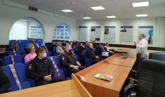 Для сотрудников ОМВД России по району Северное Бутово в рамках ГПИ провели профилактическую лекцию