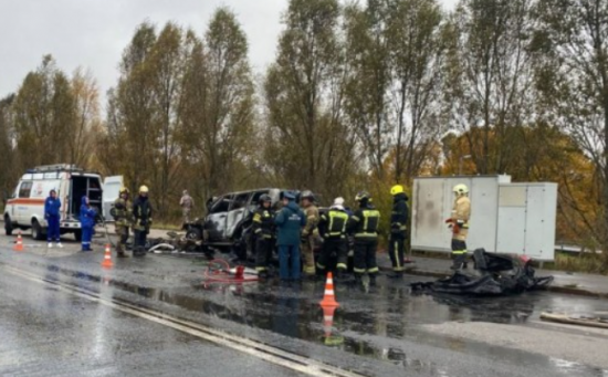 В массовой аварии на М-11 под Великим Новгородом погибли четыре человека