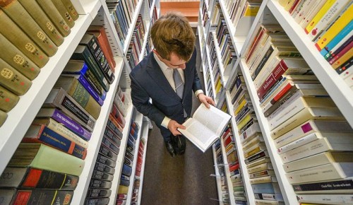 Лабораторию перевода для школьников откроют в библиотеке № 180 имени Н. Ф. Федорова