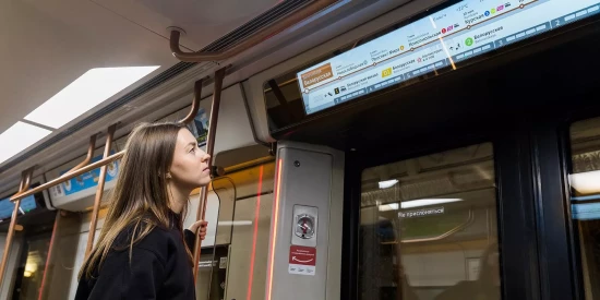 В поездах на Калужско-Рижской линии метро установили навигационные экраны
