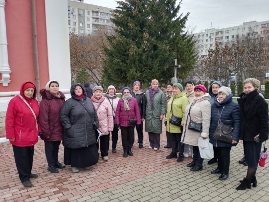 Жители Конькова поучаствовали в познавательной прогулке по территории района