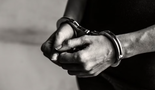 В Южном Бутове полицейские задержали мужчину, который избил знакомого во время пьяной ссоры 