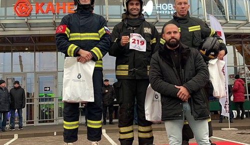 Столичные пожарные и спасатели в 10-ке лучших по итогам соревнований «Вертикальный вызов»
