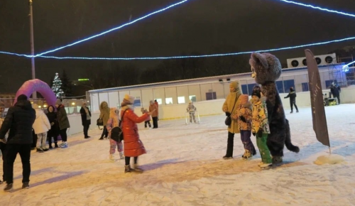 В Северном Бутове состоялось открытие катка с искусственным льдом 