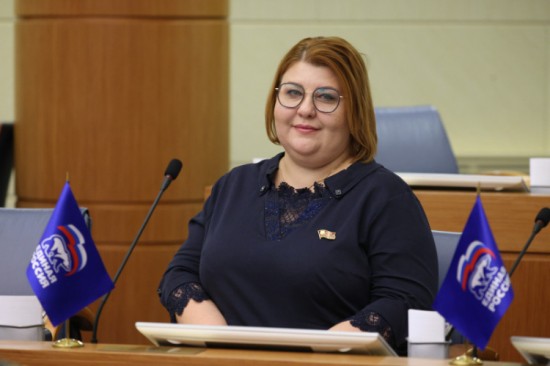 Депутат МГД Мельникова: Забота о детях участников СВО должна охватывать все аспекты воспитания