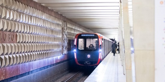 На «оранжевой» ветке метро до конца года завершат замену подвижного состава