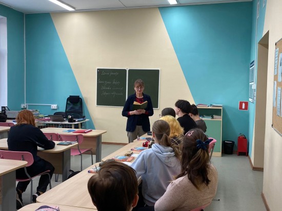 Студенты отделения «Ломоносовское» провели поэтическую встречу в библиотеке комплекса «Юго-Запад»