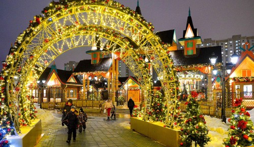 В Теплом Стане на площадке фестиваля «Путешествие в Рождество» в выходные пройдет игровая программа