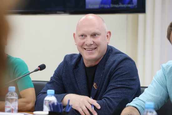 Депутат МГД Артемьев: Бесплатное допобразование для детей одна из важных мер поддержки семей участников СВО