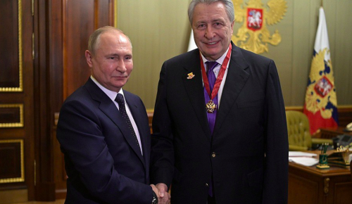 Александр Якушев поддержал выдвижение Путина на выборы в 2024 году