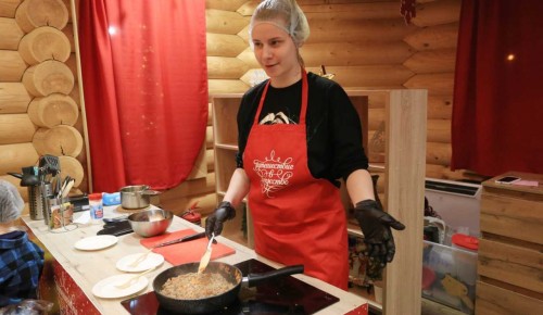 Кулинарные мастер-классы организуют на площадках фестиваля «Путешествие в Рождество» в ЮЗАО