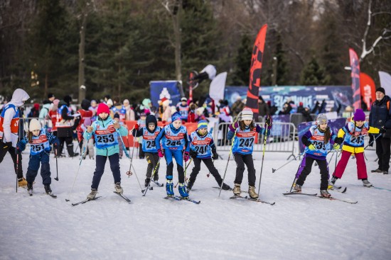 Более 3 тысяч москвичей присоединились к зимнему фестивалю школьного спорта в «Лужниках»
