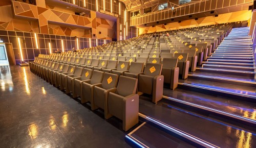 В концертном зале нового культурно-досугового центра в Северном Бутове установят систему постановочного освещения