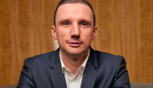 Ресторатор Антон Пинский поддержал решение Владимира Путина участвовать в выборах