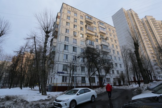 На юго-западе Москвы установили новые домовые и городские указатели