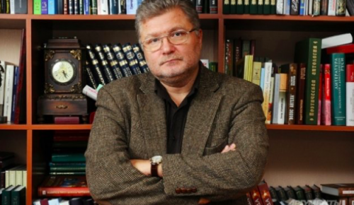Писатель Юрий Поляков рассказал о поддержке решения президента участвовать в выборах