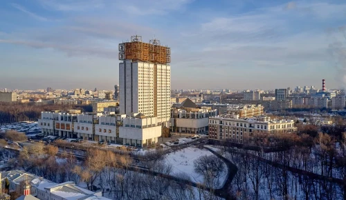 На Ленинском проспекте начался капитальный ремонт здания Российской академии наук