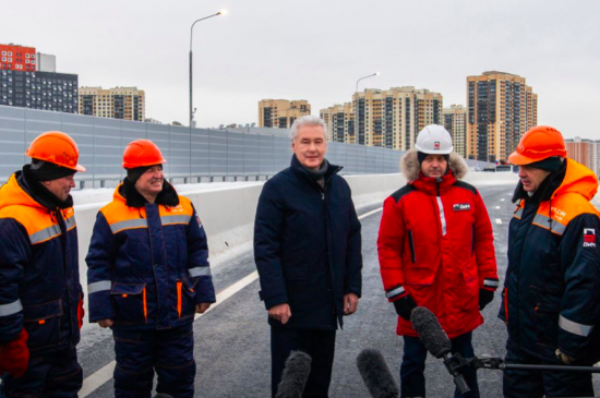 Собянин осмотрел строящуюся эстакаду-съезд с МСД на Каширское шоссе