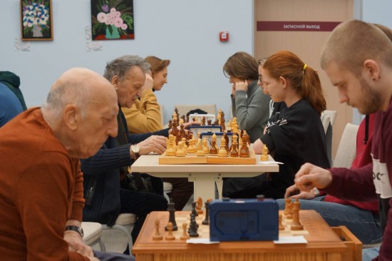 В ЦМД «Академический» провели шахматный турнир, посвященный Дню студента