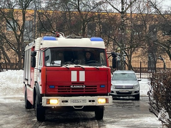 СК начал проверку после гибели двух человек в результате пожара в квартире в Зюзине