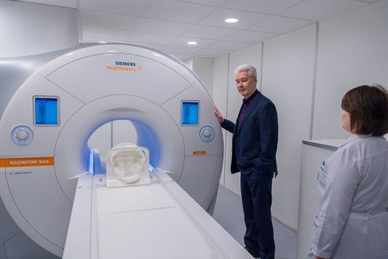 Собянин: Новые поликлиники на Ленской и Автозаводской приняли первых пациентов
