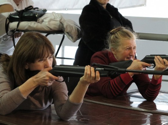 Команда «долголетов» из Котловки стала призером соревнований по стрельбе