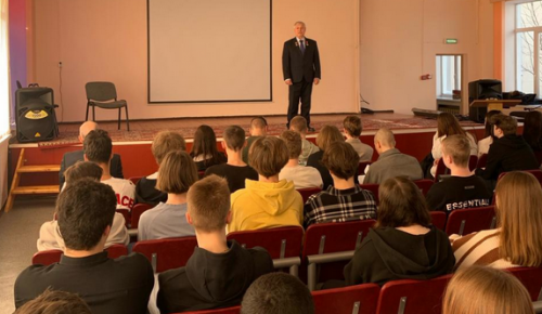 Для молодежи Котловки провели урок мужества, посвященный 81-й годовщине окончания Сталинградской битвы