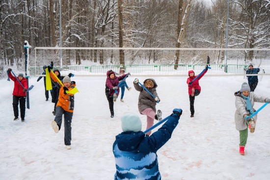 Жители Ломоносовского района смогут посещать «Умный фитнес» в Воронцовском парке