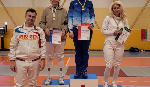 Сотрудница НИИ «Полюс» победила на XII международном турнире по фехтованию на саблях