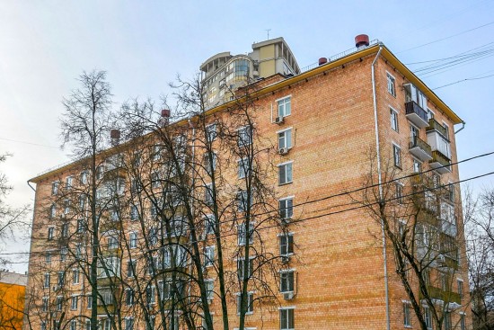 В Гагаринском районе отремонтировали дом, в котором жил академик Берг