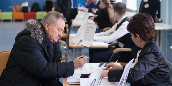 Общественный штаб: Москвичи активно голосуют на избирательных участках на выборах президента