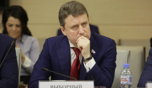 Анатолий Выборный: В Москве реализуются масштабные программы содействия в трудоустройстве молодежи