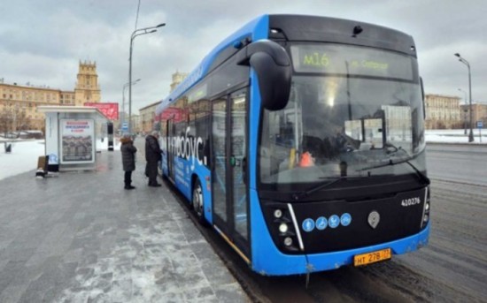 Маршрут электробуса М16, проходящий через Ломоносовский район, является самым востребованным в столице