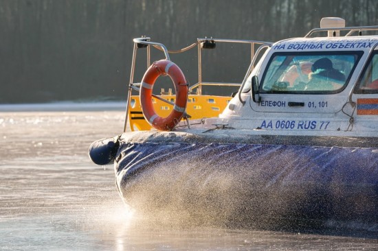 Столичные спасатели патрулируют городские реки и водоемы в усиленном режиме