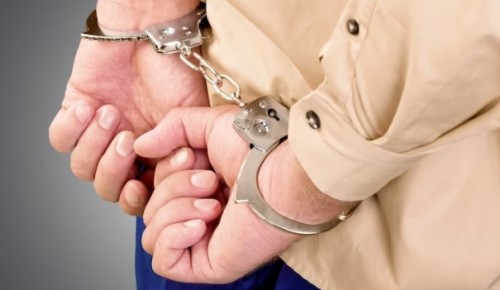 Мужчину задержали за кражу телефона в Обручевском районе
