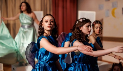 Собянин: Школьные театры получат активное развитие в ближайшие пять лет
