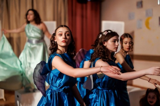 Собянин: Школьные театры получат активное развитие в ближайшие пять лет