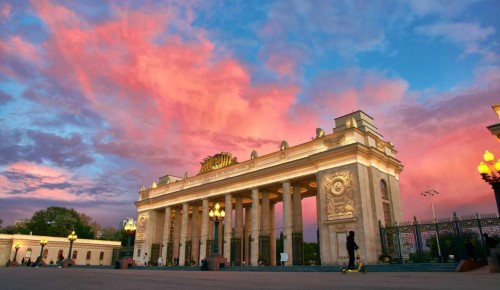 На Пушкинской набережной Парка Горького появятся тематические кварталы — Собянин