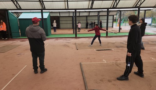 Учащиеся школы №1708 поучаствовали в турнире по городошному спорту