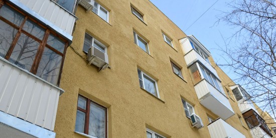 На юго-западе Москвы отремонтируют 193 фасада жилых домов
