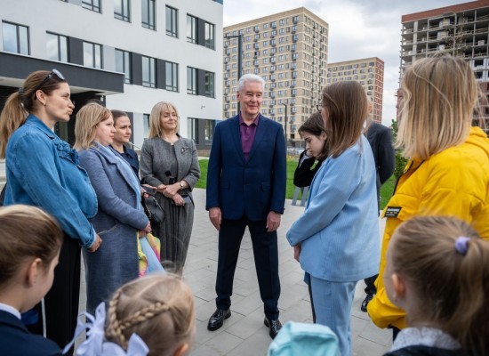 Сергей Собянин рассказал о предстоящем открытии новой школы в ТИНАО