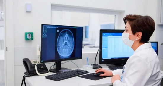 Собянин: Искусственный интеллект станет базовой медицинской технологией в Москве