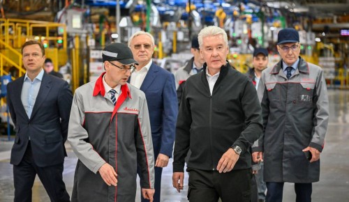 Собянин сообщил о планах создания отечественной платформы электромобиля